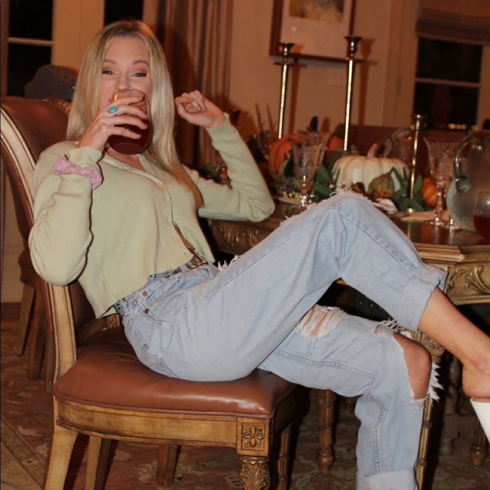 Meet your Posher, Madelyn